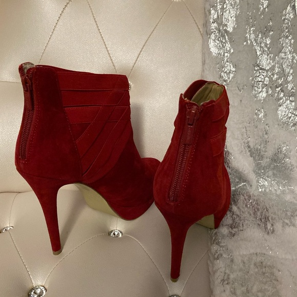 NEW RARE Colin Stuart Red Faux Suede Strappy Platform Ankle Boots Size 11B HTF - Picture 7 of 13